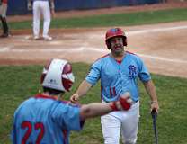 135: baseball_2805